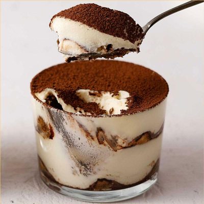 Bánh tiramisu bao nhiêu calo trong mỗi phần